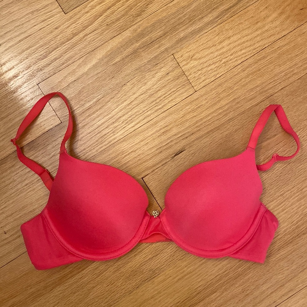 Betsey Johnson Bra